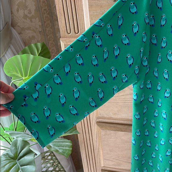 LOFT Green and Blue Bird Print Dress with 3/4 Sleeves - Picture 4 of 9